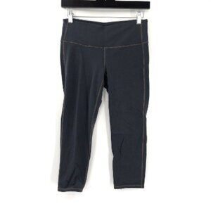 ATHLETA Chaturanga Capri Crop Leggings Grey BlackStretch Soft Active Pant Women